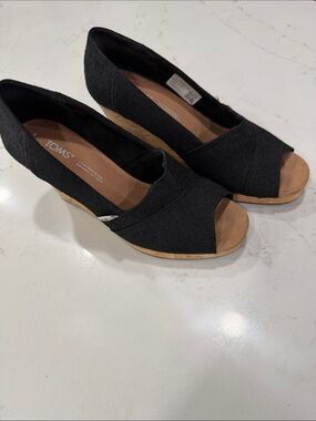 TOMS Black Open-Toe Cork-Look Wedge Heels